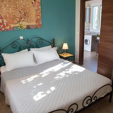 Casa Da Bugainvillea Metaxáta